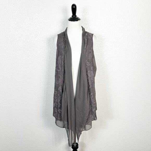 LOGO Lori Goldstein Lavish Boho Whimsical Lace Open Waterfall Vest Grey Large - Picture 1 of 10